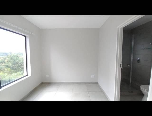 1 BEDROOM PROPERTY TO RENT IN SHERE